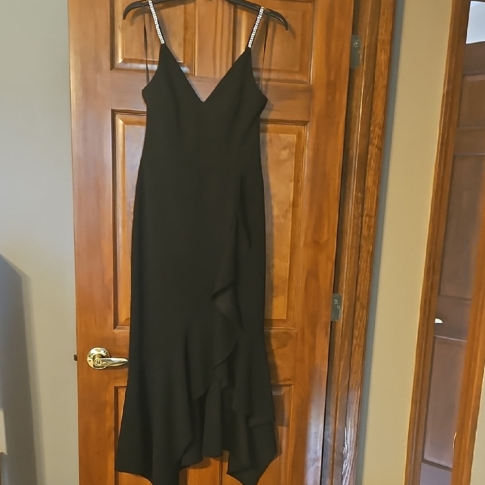 Elegant Black Evening Dress
